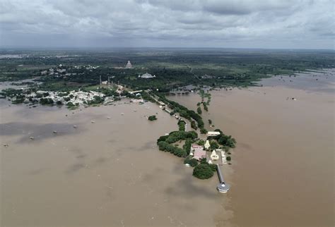 Fotos Inundaciones En India Al Menos Muertos Rcn Radio