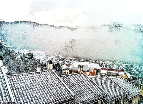 Freddo E Neve In Sardegna Si Imbianca Anche Nuoro Foto