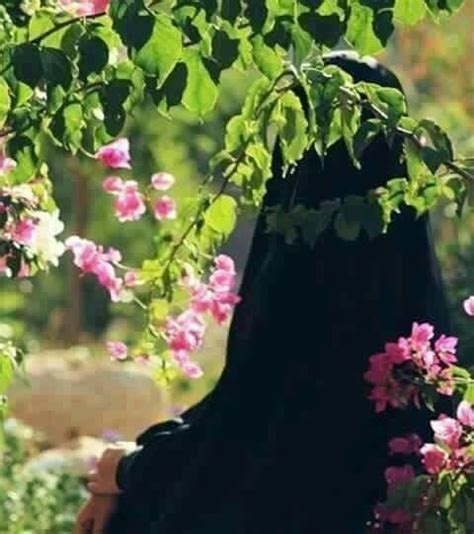 Pin By 𝒟𝒾𝓁𝓈𝒽𝒶𝒹𝒮𝒽𝒶𝒾𝓀 On Islamic Girl Dpz Niqab Islamic Girl Cute Muslim Couples