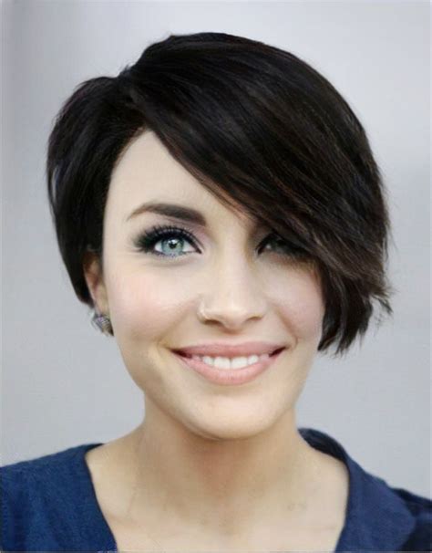 Pin By Rupert Szilvia On Pixie Bob Hair In Hair Cuts Short