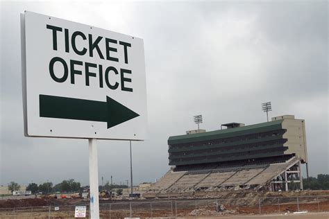 Floyd Casey Stadium: Demolition update