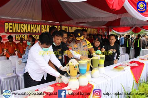 Satpol Pp Gelar Senam Pagi Dan Gotong Royong Di Mako Satpol Pp Satuan