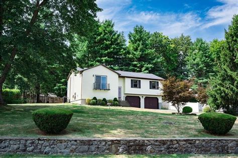 Naugatuck, CT Real Estate - Naugatuck Homes for Sale | realtor.com®