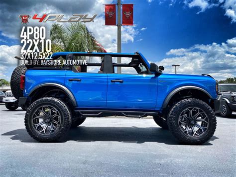 Ford Bronco With 22x10 Wheels With 37x12 5x22 4P80 4PLAY Wheels