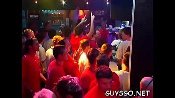 Fiesta De Sexo Gay Con Cientos De Machos XVIDEOS