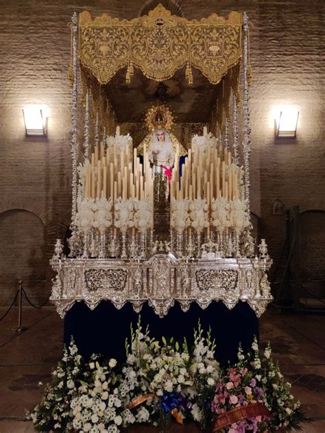 Virgen De La Aurora En Su Paso De Palio Semana Santa Semana