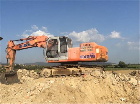 Fiat Hitachi Ex215 Tracked Excavator Buy Used In Lombardy Machinerypark