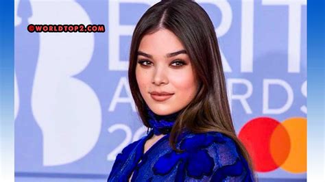 Hailee Steinfeld Age Height Net Worth Wiki Bf