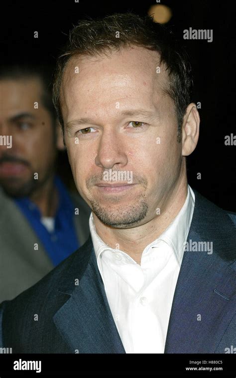 Mark Wahlberg And Donnie Wahlberg Fotos Und Bildmaterial In Hoher