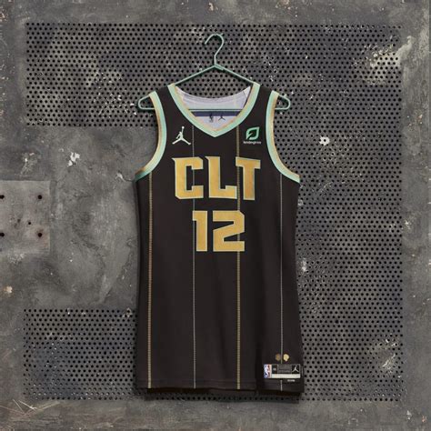 Maillot City Des Hornets L Histoire Financi Re De Charlotte