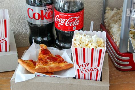 DIY Food Trays for Family Movie Night | Tonya Staab