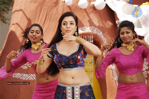Nisha Agarwal New Hot Stills Photo Of