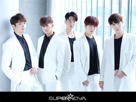 超新星、グループ名をsupernovaに改名 K Pop 韓流ドラマ