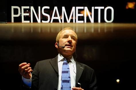 Zguiotto Em Conferência Do Fronteiras Do Pensamento Michael Shermer