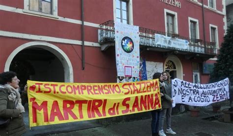 Accorpamenti Scolastici Il Governo Frena Sui Tagli In Toscana Quattro