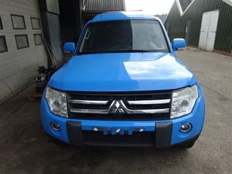 Mitsubishi Pajero Shogun Hardtop Di D V Autom Pave L Ger