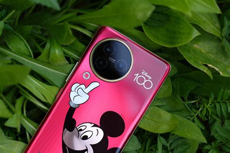 Смартфон для фанатов Disney. Представлен смартфон Xiaomi Civi 3 Disney ...