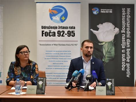 Vlada Federacije Bosne I Hercegovine Ministar Deli Na Konferenciji