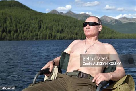 2,951 Vladimir Putin Vacation Stock Photos, High-Res Pictures, and ...