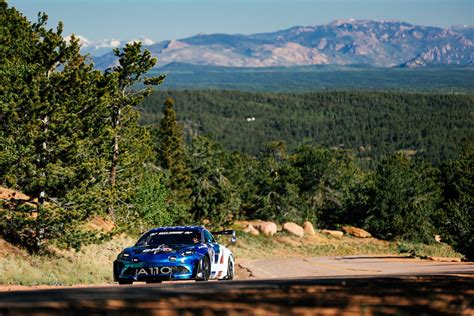 Pikes Peak Alpine Et Dumas Sur Le Podium Shute Vainqueur