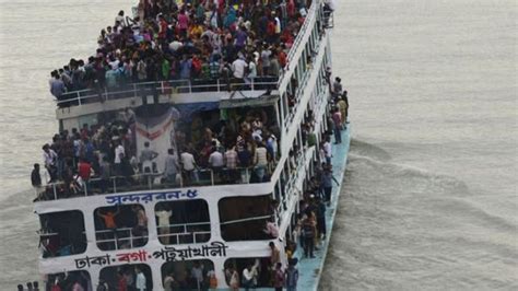 Bangladesh Naufrage D Un Ferry Transportant Des Centaines De