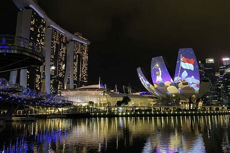 MARINA BAY COUNTDOWN TO 2021 Hexogonsolution