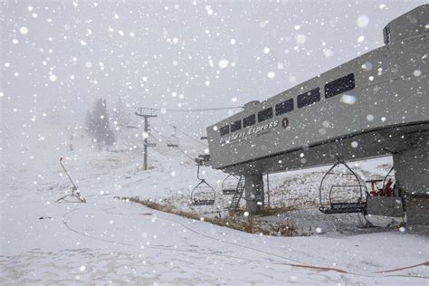 Skiers rejoice as Southern California mountains, resorts get first big snow of season