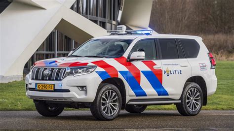 Toyota Hilux En Land Cruiser Voor Politie TopGear Nederland