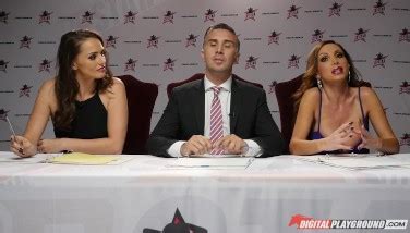 Showing Showing Porn Videos LetMeJerk