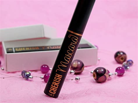 Ухаживающая тушь для ресниц с витамином Е Cherish Mascara
