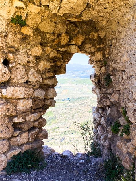 Acrocorinth: Queen of the Castle – Travel Greece