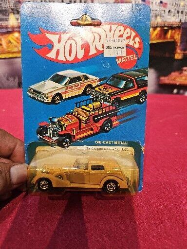 Vintage Hot Wheels 35 Classic Caddy Beige 1981 Hong Kong Sealed On Card 3052 Ebay