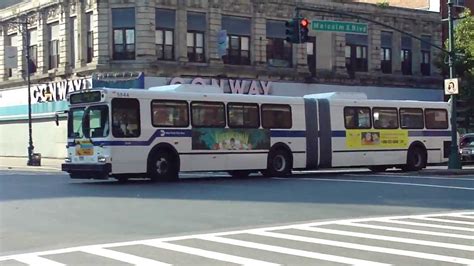 Mta Nyct Bus New Flyer D Hf M Bus At Malcolm X Blvd