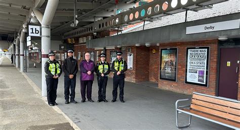 Neighbourhood Policing Team Comes To The Railway In East Midlands