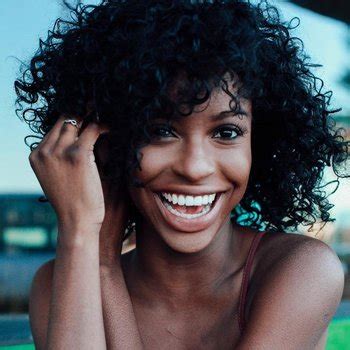 Aubri Ebony Babe Page Watch This Supermodel On FreeOnes