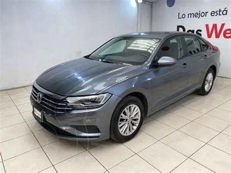 Volkswagen Jetta Comfortline Tiptronic Usado 2019 Color Gris Precio