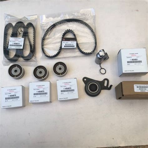 ORIGINAL TIMING BELT KIT FOR MITSUBISHI MONTERO SPORT STRADA 4D56 2008