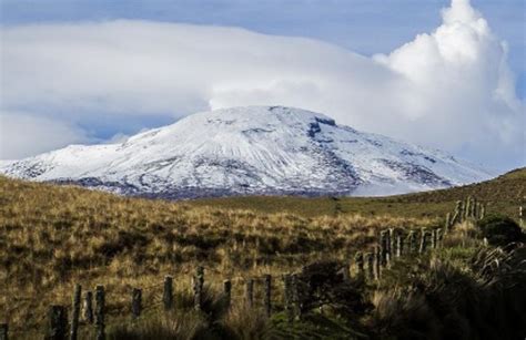 Alerta naranja en el volcán Nevado del Ruiz por su alta sismicidad