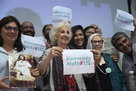 Estela De Carlotto Y Juan Jos El Nieto Que Recuper Su Identidad