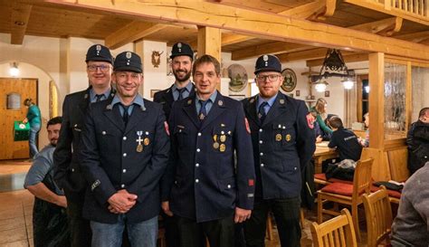 Unterwössen Ehrenamtliches Engagement der Feuerwehr gewürdigt