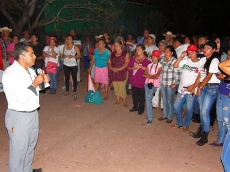 Nereo Santibáñez en la tenencia del Limón de Papatzindán Michoacán