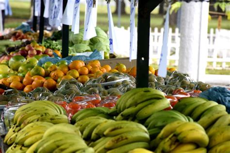 Tradicional Feira Livre De Resende Traz Oportunidade De Compras De