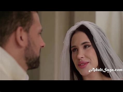 Horny Bride Caught Fucking In Church XNXX