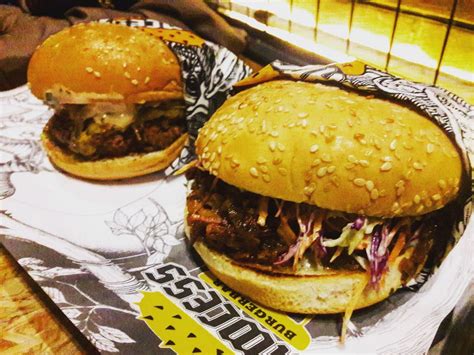 Lawless Burgerbar Menteng Lengkap Menu Terbaru Jam Buka And No