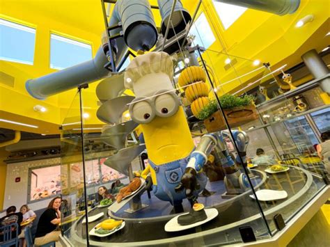 Minion Cafe, store and more soft open at Universal Studios Florida