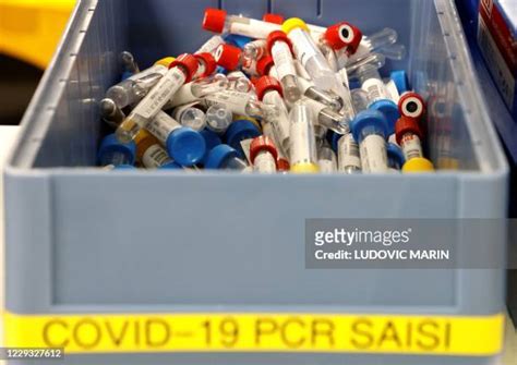 116 Biosafety Level 2 Laboratory Stock Photos, High-Res Pictures, and ...