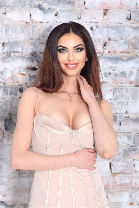 Date Ukrainian Women Svetlana Age 35 With ID 1594344