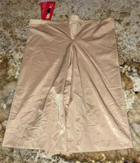 Spanx Hide Sleek Natural Nude Mid Thigh Super Control Shaper New Womens