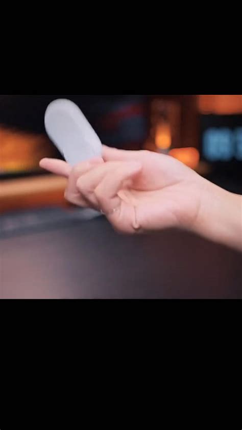 Mini wireless power bank | Apple products, Cool tech gadgets, Buy iphone