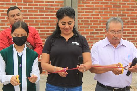 Alcaldesa Brenda Guerra entregó barda de la telesecundaria en